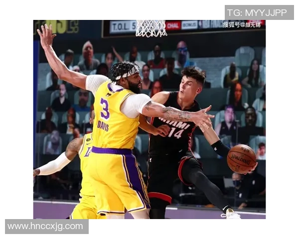 湖人队与热火队激战102分的精彩对决回顾与分析
